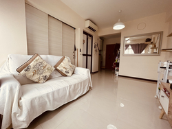 Buangkok Square (Hougang), HDB 2 Rooms #406922231